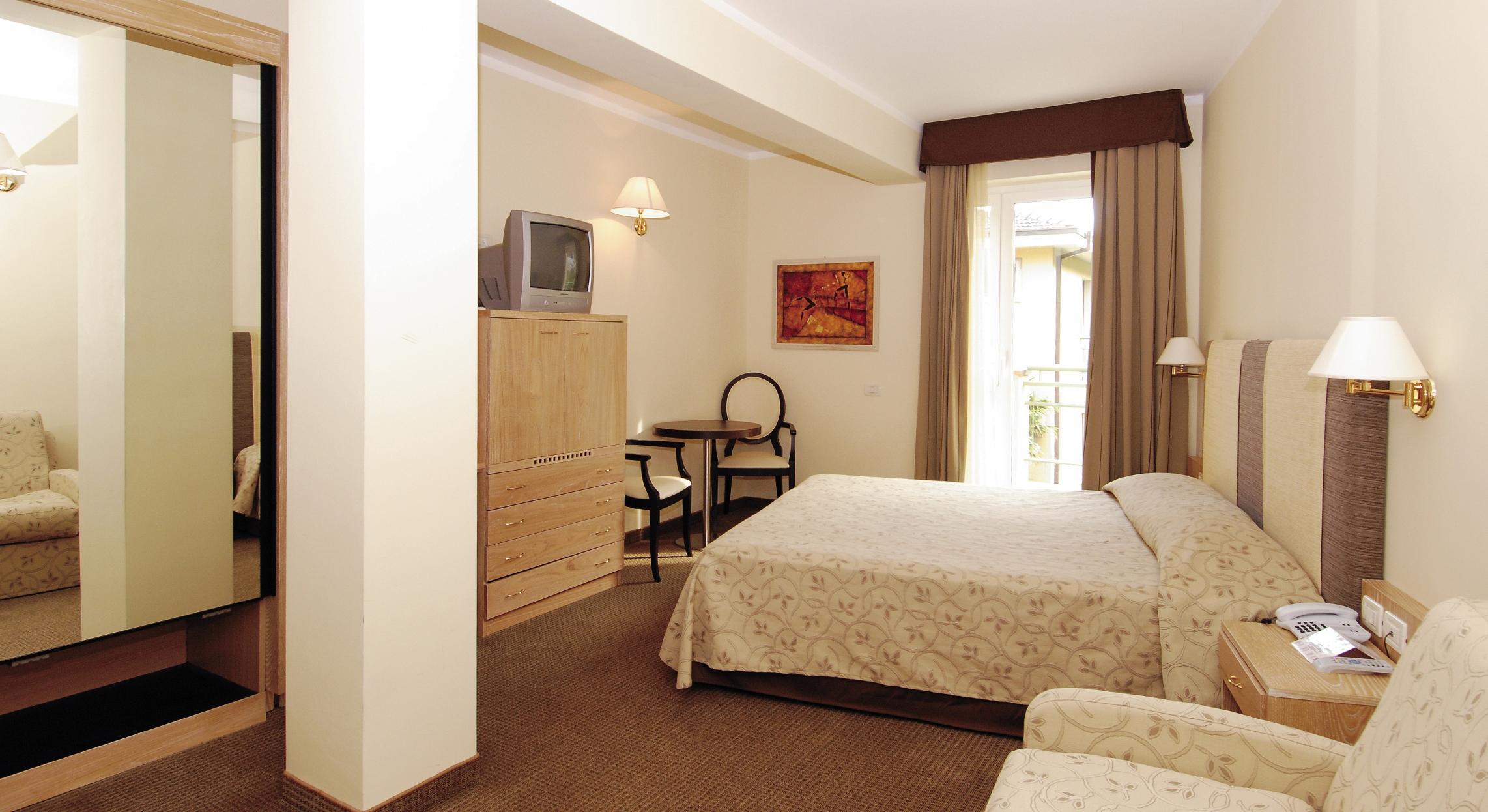 Cristina 3* Limone sul Garda